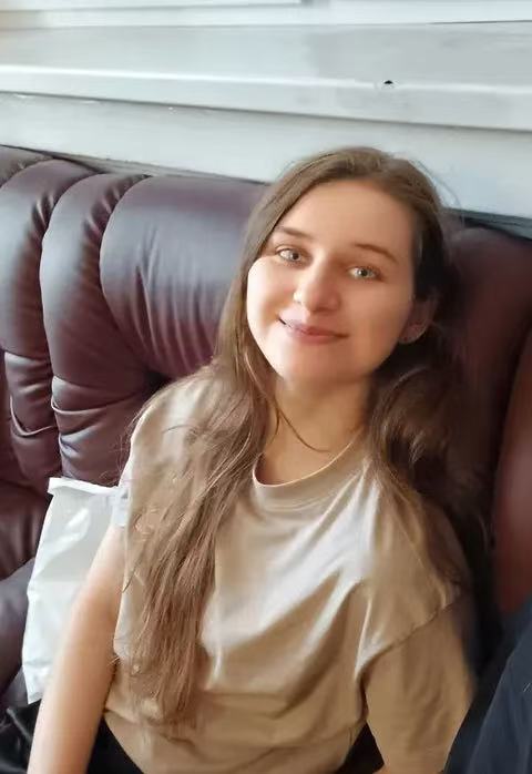 Oleksandra, Ukrainian · German language educator